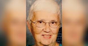 Joanne Hyland's Instagram, Twitter & Facebook