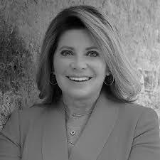 Staci Ritter's Instagram, Twitter & Facebook