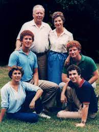 Learn how rich is he in this year and how he spends money? Phil Valentine How His Mom S Sudden Death Spurred Him To Chase His Radio Dreams
