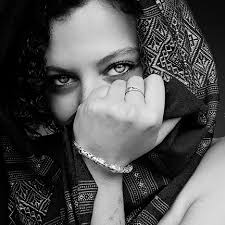 Drama Queen Photography