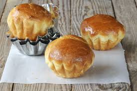 Briochette Nature 2 Par Petit Dejeuner A Manger Nature Avec De La Confiture Ou La Pate A Tartiner Croq Kilos Brioche Facile Beurre Recette Recette Brioche