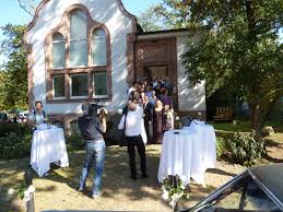 Muhalefet partisinde siyaset hayatını sürdüren janet (kristin scott thomas), yeni ve önemli bir göreve getirilmesi şerefine sadece en yakın arkadaşlarının çağrılı olduğu bir parti düzenler. Party Peter Der Film Peters Partyservice Live Und In Farbe Peterspartyser