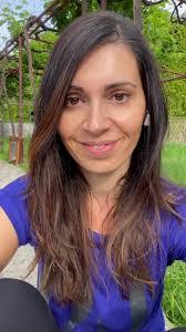 Anita Steele's Instagram, Twitter & Facebook