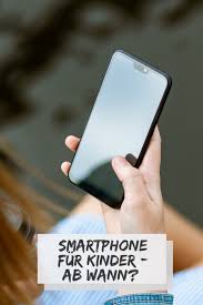Die richtigen worte bei der aufklärung zu finden, ist alles andere als leicht. Smartphone Fur Kinder Minimenschlein De In 2020 Handy Kinder Smartphone Kinder