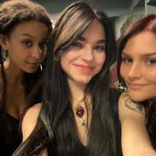 Gillian Bennett 🗡️🦷