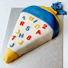 Diesen schultüten kuchen für die einschulung bekommt jeder hin! Schultute Fondant Torte Backbox