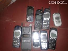 En las últimas horas se conoció que la empresa nokia volverá a producir celulares irrompibles pero sumará a ellos algunos de las nuevas tecnologías. Lote De Celulares Viejos Nokia Y Motorola 1052163 Clasipar Com En Paraguay