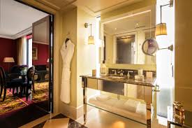 Loscar house is an excellent example of victorian architecture at its very finest. L Oscar Hotel Review A Former Church In London S Theatreland That S Become A Saucily Decadent Place To Stay Country Life
