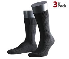 The comfort sole warms and protects with guaranteed perfect durability. 3er Pack Falke Teppich Im Schuh Merino Herrensocken 14402