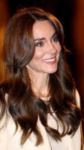 She doesn't just wear beauty, she embodies it.💯💯💯