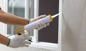 Caulk Vs Silicone: Complete Guide – ThePaintStore.com
