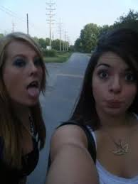 Noelle Dobson's Instagram, Twitter & Facebook