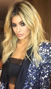 Pin On Kylie Jenner