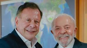 João Camargo convida Lula para fórum empresarial em Belém