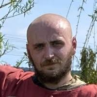 70+ perfiles de «Pentony»