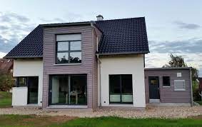 Eine gaube mit senkrechten seitenwangen und einer dachneigung von ca. Einfamilienhaus Modern Holzhaus Satteldach Flachdach Mit Gaube Holzfassade Modern Eckfenster Fassade Haus Satteldach Hauser Im Scheunenstil