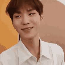 Aujourd'hui, bdc a continué de nous présenter ses débuts avec la mise en ligne des teaser de hong seong jun. Seongjun Bdc Gif Seongjun Bdc Hongseongjun Discover Share Gifs