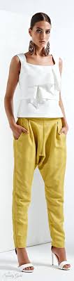 Buy clothing, especially when choosing workout clothing, that has built in lining avoid linen and polyester fabrics, especially if it's warm out. How To Prevent Camel Toeing In Workout Pants Unugtp