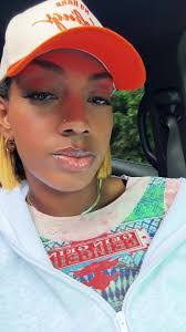 Dominique Willis's Instagram, Twitter & Facebook