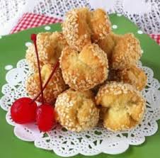 Dengan memakai cookpad, kamu menyetujui kebijakan cookie dan ketentuan pemakaian. Cara Membuat Onde Onde Ketawa Enak Renyah