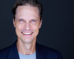 The Curse of Bridge Hollow (2022)