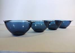 Square (15) capacity (20) 1 quart (4) 1.5 quart (2) 2 quart (3) 2.4 ounce (1) 4 ounce (1) 4 quart (1) 6 ounce (2). Vereco Bowls Set Of 4 Blue Square Tempered Glass Etsy Blue Square Bowl Bowl Set