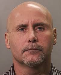 Louis Martire's Instagram, Twitter & Facebook