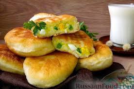 тесто для пирожков с луком и яйцом без дрожжей Recept Pirozhki S Risom Yajcom I Zelyonym Lukom Costav Dlya Testa Drozhzhi Suhie Voda Sahar Maslo Rafinirovannoe Sol Muka Dlya N Kochrezepte Rezepte Lecker