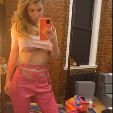 Gabi grecko was born as gabriella rose curtis. Gz13vnjzmtsodm