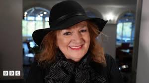 Gavin & Stacey: 'Braint' cael chwarae dau gymeriad gwahanol