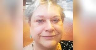 Nena Adams's Instagram, Twitter & Facebook