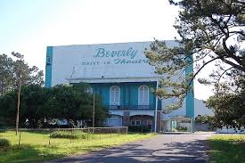 That are showing films in retro style. Beverly Drive In Theatre Wikipedia