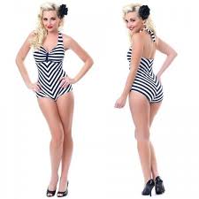 Black And White Bathing Suit Barbie Barbie Swimsuit Black White Vintage Retro 600x600 Jpg 600 600 With Images Vintage Bathing Suit Patterns Retro Swimwear Unique Swimsuits