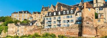Ii's very well organised, the grids are stunning, with more classic cars than meets the eye. Hotels In Le Mans 2 3 Und 4 Sterne Hotels Buchen Kyriad