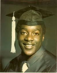 Louis Gipson's Instagram, Twitter & Facebook