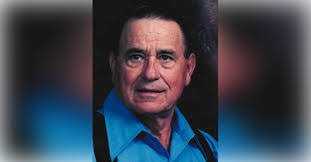 Allan Hofmann's Instagram, Twitter & Facebook