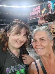 Sometimes you just have to drop everything and go rock out with your teen  when she actually wants to hang with you! 🤘🎶 This past weekend was all  about Iron Maiden and