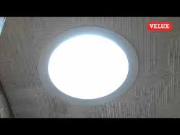 Découvrez étape par étape comment monter le store de votre velux. Temoignages Conduit De Lumiere Naturelle Velux Youtube