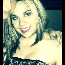 Danielle Lowther (@LowtherDanielle)