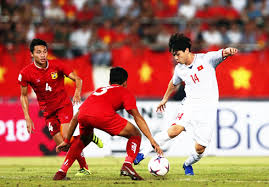 Trận đấu sẽ diễn ra vào lúc 20:00 tại sân vận động quốc gia mỹ đình. Aff Suzuki Cup 2018 Chá» Ä'á»™i Tuyá»ƒn Viá»‡t Nam Bung Ná»• Bao Khanh Hoa Ä'iá»‡n Tá»­