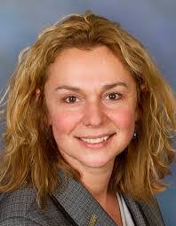 Carolyn Shearer's Instagram, Twitter & Facebook