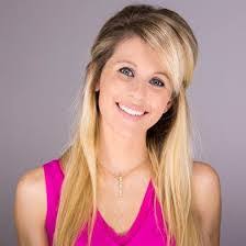 Amanda Gulley's Instagram, Twitter & Facebook