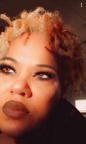 Carmen Xclusive (@carmen_xclusive)