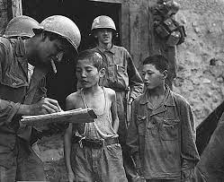 07:31 bár a létezésüket elismerő phenjan képviselője azt állította, ezek nem börtönök, hanem javítóközpontok. Tehetetlenul Nezzuk Hogy Megismetlodik Auschwitz 24 Hu