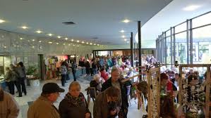 Bad Wildungen Reinhardshausen Reckhard Pfeil Unter Dem Motto Fruhlingserwachen In Haus Und Garten Findet Am Sam Kunsthandwerkermarkt Fruhling Bad Wildungen