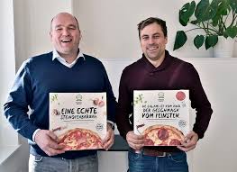 Pizza margherita oder pizza salame. Neues Projekt Gustavo Gusto Van Abeelen