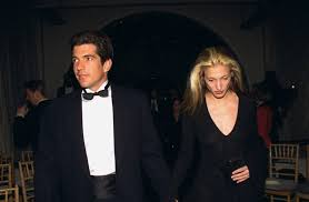 Twenty years on from the tragic death of john f kennedy junior and his wife carolyn in a plane crash, a book has been released examining the couple's tempestuous relationship. Watch Jfk Jr Carolyn Bessette Share Sweet Wedding Dance Kiss In Newly Released Footage Exclusive