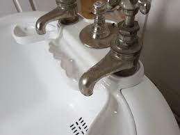 Bathroom sink resurfacing, repair from. Bath Re Enamelling Bath Resurfacing And Bath Enamel Repairs
