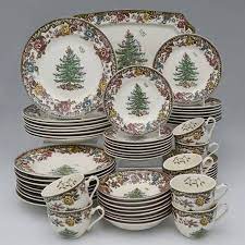 Maybe you would like to learn more about one of these? Spode Christmas Tree Grove With Delamere Boarder Brown Multicolor Pattern Number 30ctg S3324 Holiday Dinnerware Christmas Dinnerware Christmas Dishes