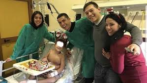 If you enjoyed, please subscribe us! Teamcronaldo On Twitter Cristiano Ronaldo And Georgina Rodriguez Visited The Children Of The Regina Margherita Of Turin To Spend Their Christmas Eve Handing Out Gifts To Children And Talking To Kids And
